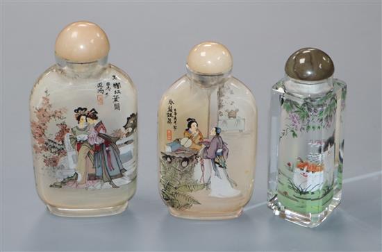 Three Chinese glass snuff bottles